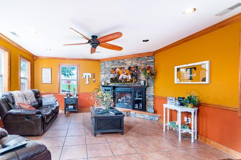 935 Military St N, Loretto, TN 38469 photo 1