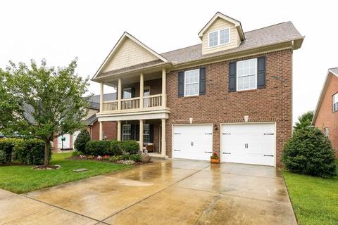 1653 Robindale Dr, Hermitage, TN 37076 photo 2