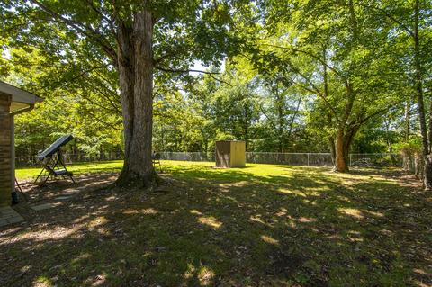 114 Maple St, Dickson, TN 37055 photo 4