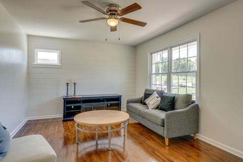 409 E Cedar St, Dickson, TN 37055 photo 9