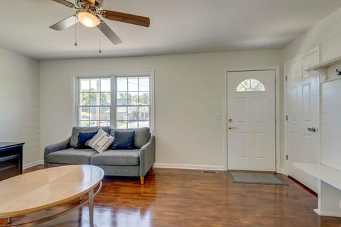 409 E Cedar St, Dickson, TN 37055 photo 7