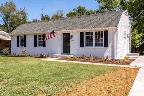 409 E Cedar St, Dickson, TN 37055 photo 1