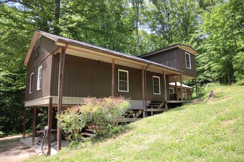 4667 New Window Cliff Rd, Baxter, TN 38544 photo 1
