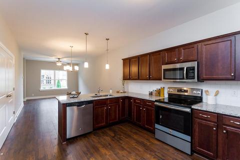 246 Rowlette Cir, Murfreesboro, TN 37127 photo 3