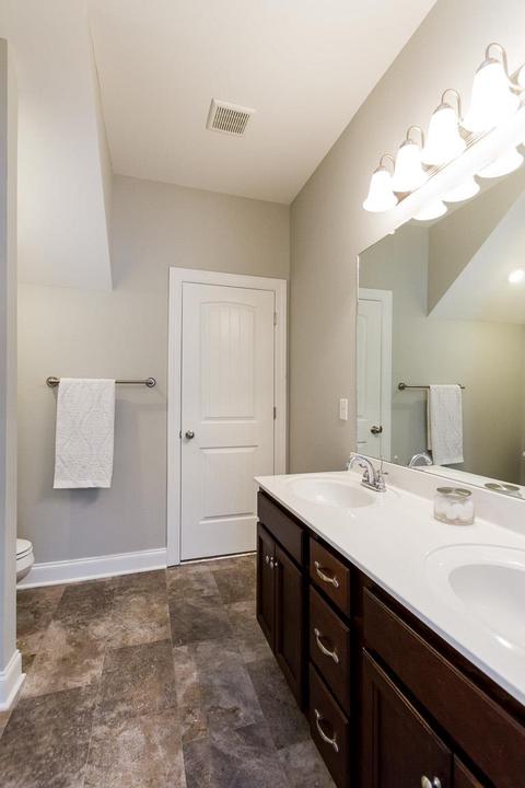 246 Rowlette Cir, Murfreesboro, TN 37127 photo 11
