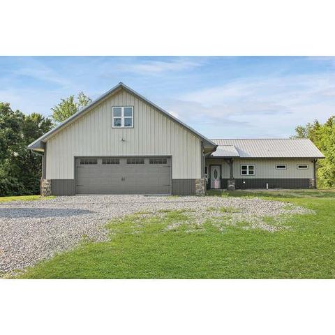 1038 Throneberry Rd, Normandy, TN 37360 photo 2