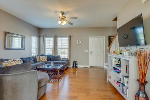 151 Iron Gate Ln, Dickson, TN 37055 photo 5