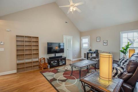 2242 Dewey Dr, Spring Hill, TN 37174 photo 6