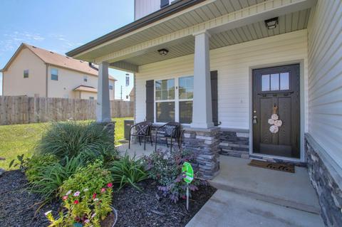107 Farmbrook Ct, Murfreesboro, TN 37128 photo 2