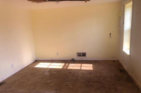 200 S 3rd St, Dickson, TN 37055 photo 3