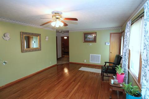 105 Cofer Dr, Springfield, TN 37172 photo 4