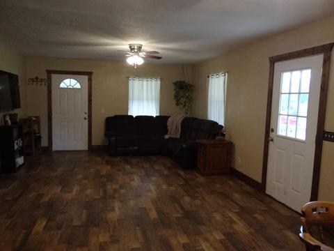 617 Doug Luna Rd, Walling, TN 38587 photo 5