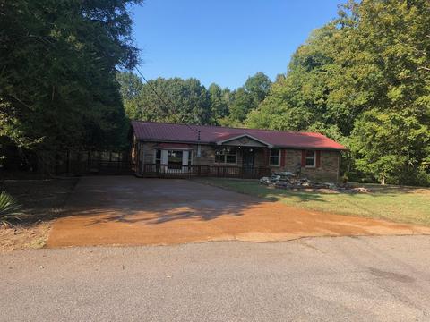 1126 Riverview Rd, Centerville, TN 37033 photo 2