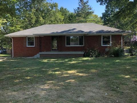 2604 Skyview Dr, Springfield, TN 37172 photo 1