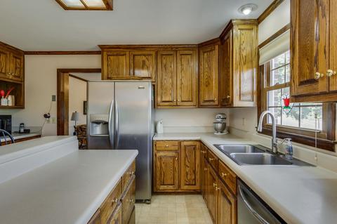 300 Circle Dr, Prospect, TN 38477 photo 8
