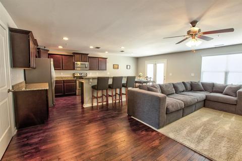 4026 Commons Dr, Spring Hill, TN 37174 photo 4