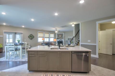 6419 Birchtree Dr, Murfreesboro, TN 37128 photo 4