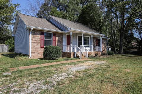 2804 Salem Dr, Springfield, TN 37172 photo 1