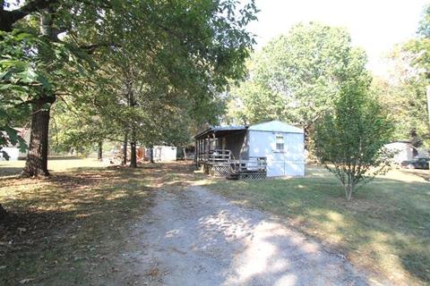 212 Maple Dr, Beechgrove, TN 37018 photo 2