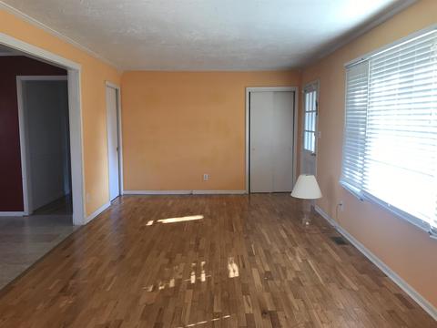 304 8th Ave N, Decherd, TN 37324 photo 3