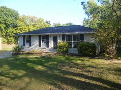 110 Sherry Ln, Dickson, TN 37055 photo 1