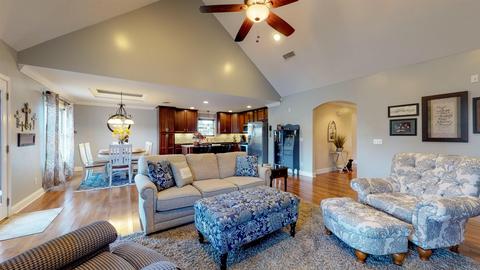 216 Deerfield Dr, Springfield, TN 37172 photo 4