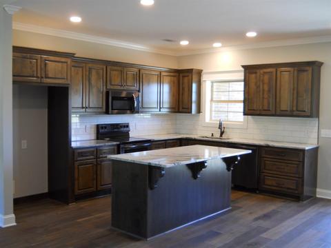 247 Barton Dr, Normandy, TN 37360 photo 2