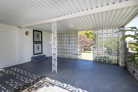 705 E Broad St, Dickson, TN 37055 photo 11