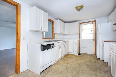 705 E Broad St, Dickson, TN 37055 photo 12