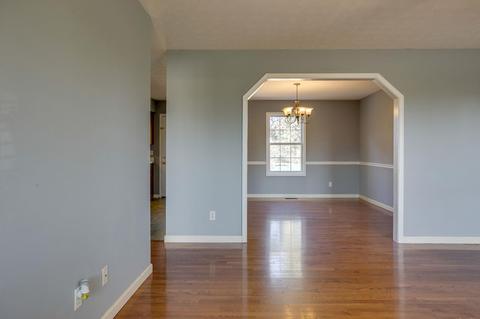 182 W Minster Dr W, Baxter, TN 38544 photo 5
