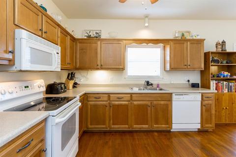 2249 Dewey Dr, Spring Hill, TN 37174 photo 5