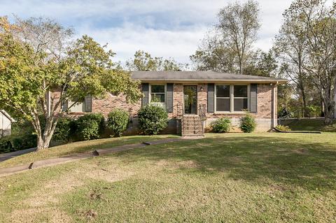 121 Jacksonian Dr, Hermitage, TN 37076 photo 1