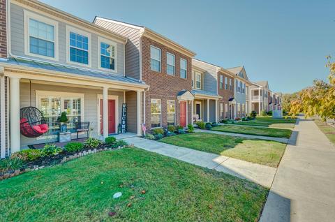 2081 Hemlock Dr, Spring Hill, TN 37174 photo 1