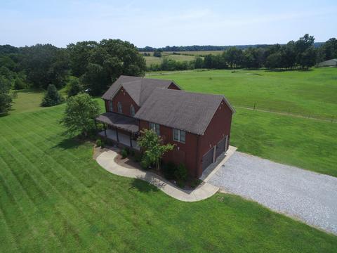 5325 Fred Perry Rd, Springfield, TN 37172 photo 2