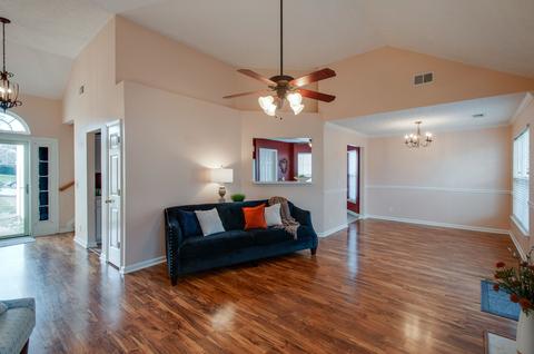 809 Kettering Close, Antioch, TN 37013 photo 5