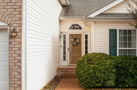 809 Kettering Close, Antioch, TN 37013 photo 2