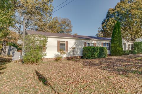 1945 C C C Rd, Dickson, TN 37055 photo 3