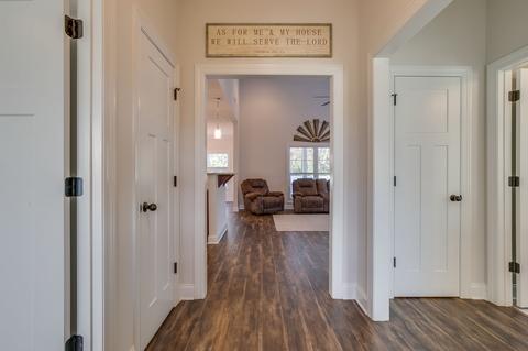 652 Laurel Ln, Murfreesboro, TN 37127 photo 5