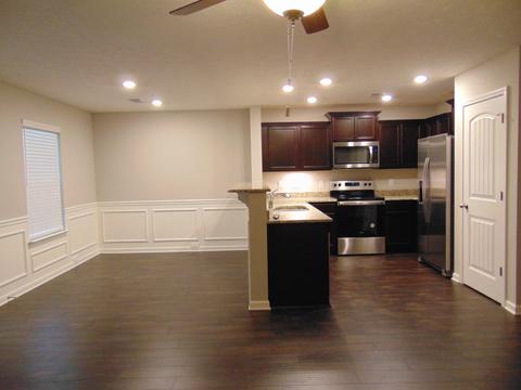 2109 Oak Dr, Murfreesboro, TN 37128 photo 1