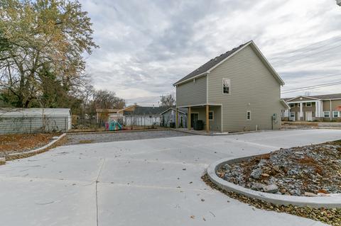 509 E Castle St, Murfreesboro, TN 37130 photo 3