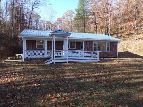 1264 Hwy 438, Centerville, TN 37033 photo 1