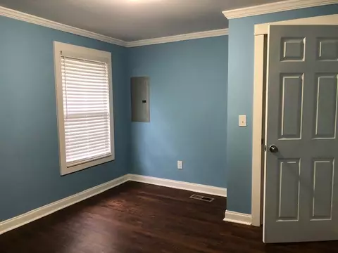 353 E Smith St, Gallatin, TN 37066 photo 5