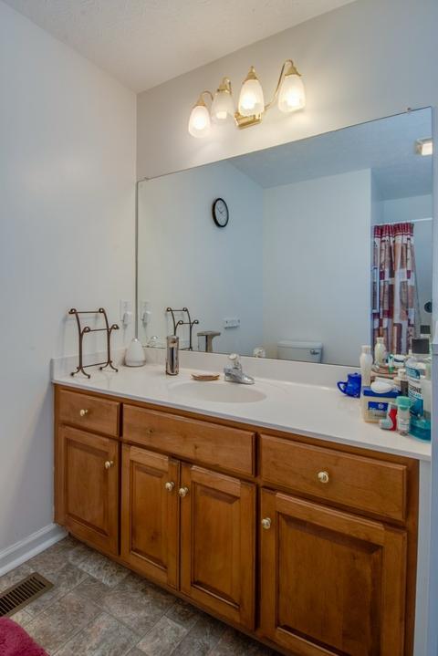112 Foxrun, Springfield, TN 37172 photo 15