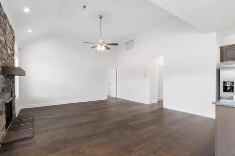 18 Hickory Ln, Dickson, TN 37055 photo 5