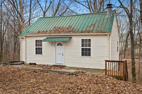 3853 E Lake Rd, Springfield, TN 37172 photo 1