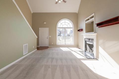 8009 Tiger Ct, Spring Hill, TN 37174 photo 2