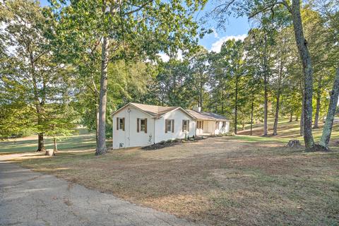 384 Peach Ave, Morrison, TN 37357 photo 3