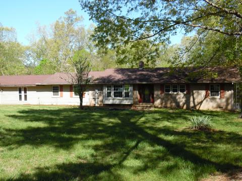 145 Hillcrest Dr, Dover, TN 37058 photo 1