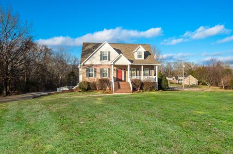206 Contrary Rd, Burns, TN 37029 photo 1
