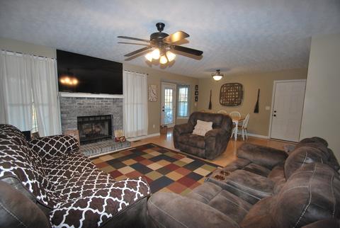 2907 Curtiswood Ln E, Springfield, TN 37172 photo 11